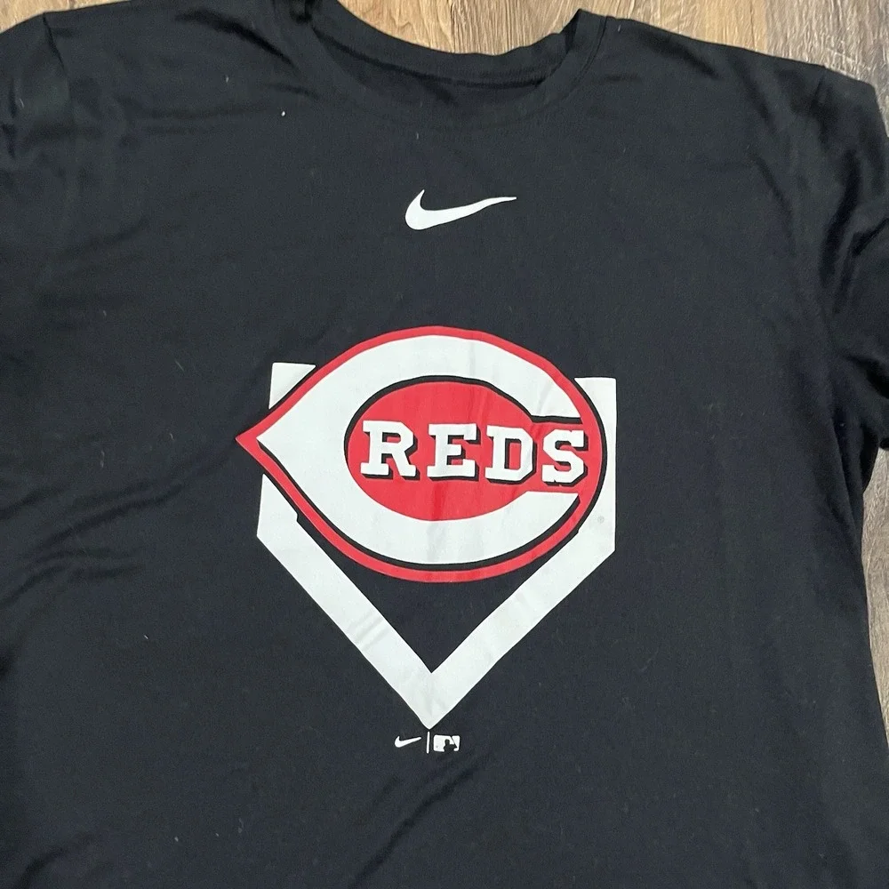 DriFit Cincinnati Reds MLB Nike Baseball Black T-shirt Size M